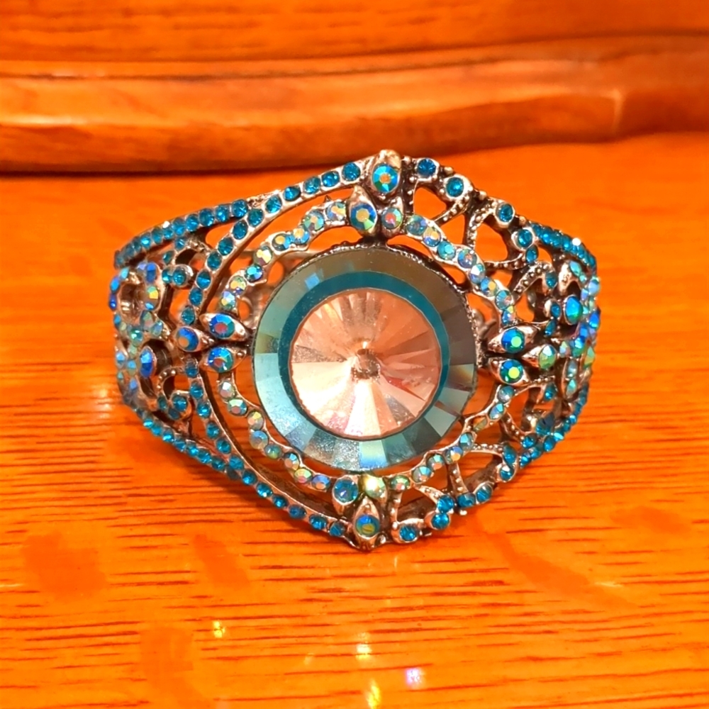 Blue Green Sparkling Bangle